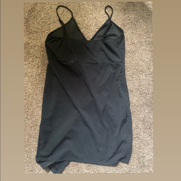 SHEIN Plus Ruched Asymmetrical Hem Cami Black Dress - Picture 3 of 3